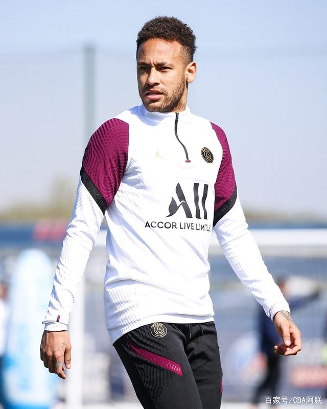 九游娱乐-文班亚马谈球队与福克斯交易