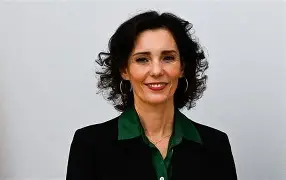 九游体育-德安德烈亨特合同