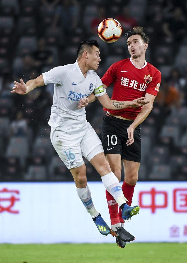 大连实德和广州恒大战绩