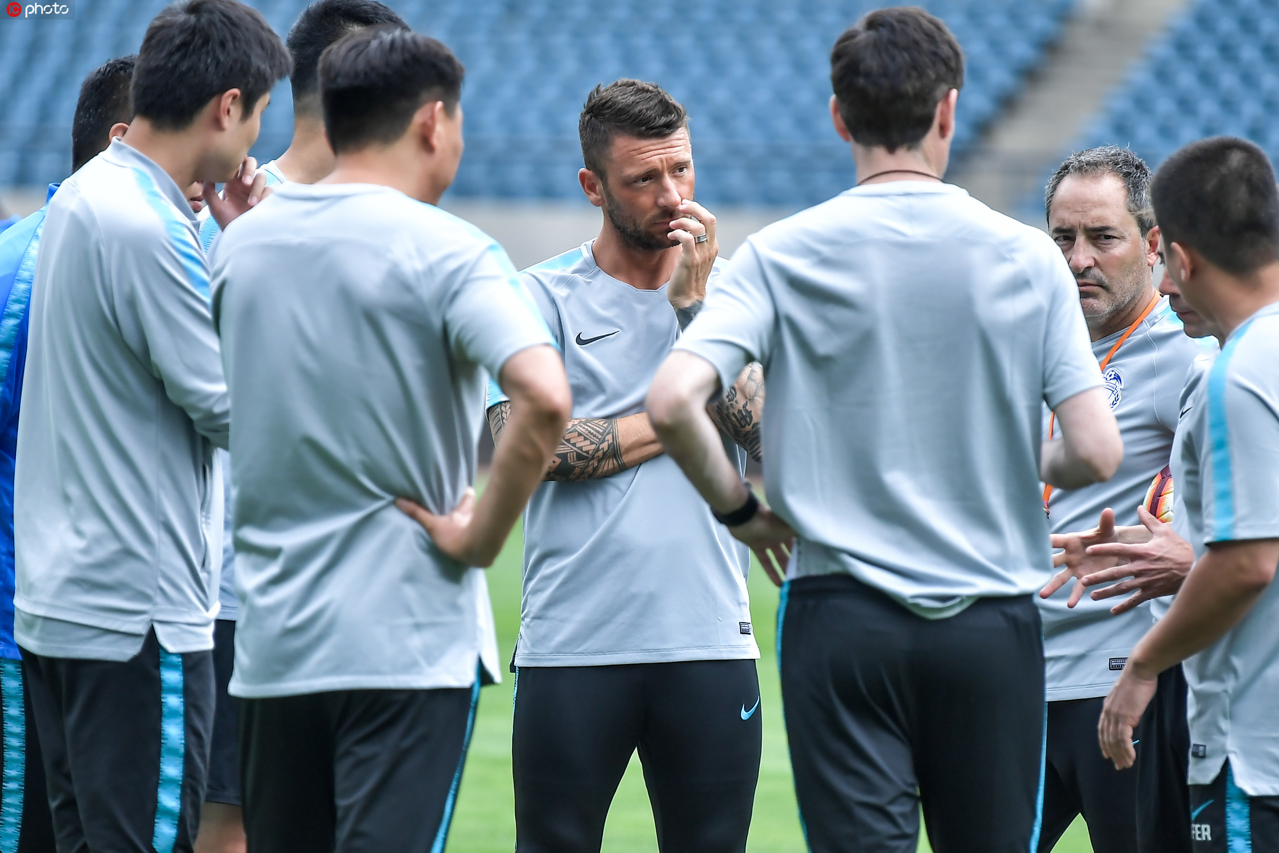 大连实德和广州恒大战绩