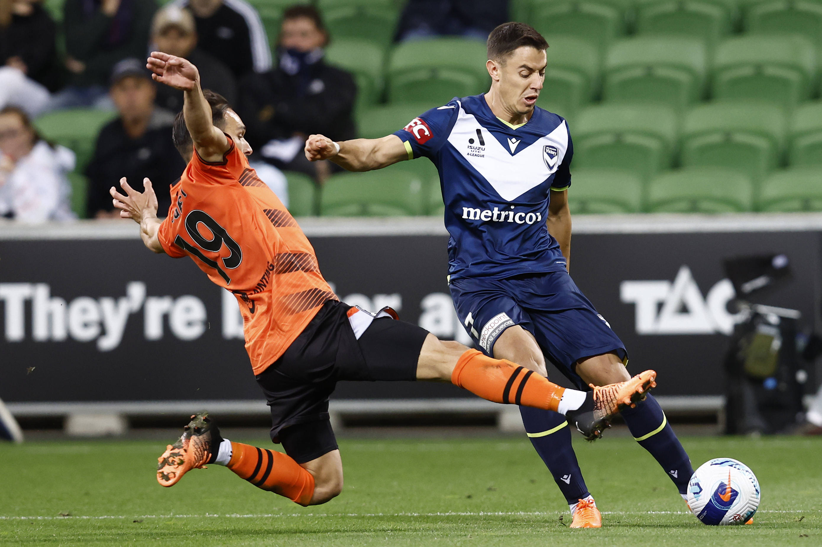 九游娱乐-诺里奇客场大胜,继续保持联赛不败纪录的是谁