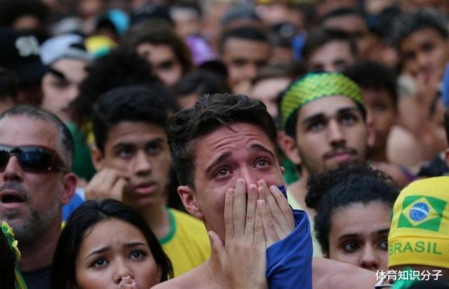 九游娱乐-篮球赛场上个别运动员的急躁情绪